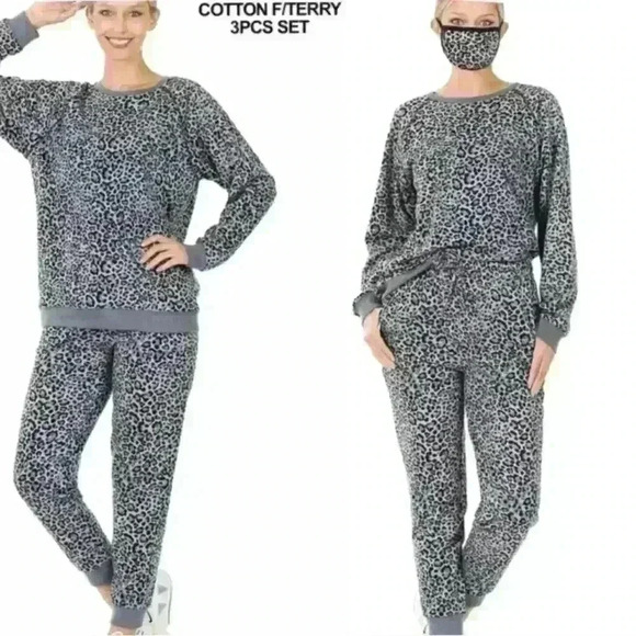 3 Pc Leopard Jogger Set - Picture 1 of 2